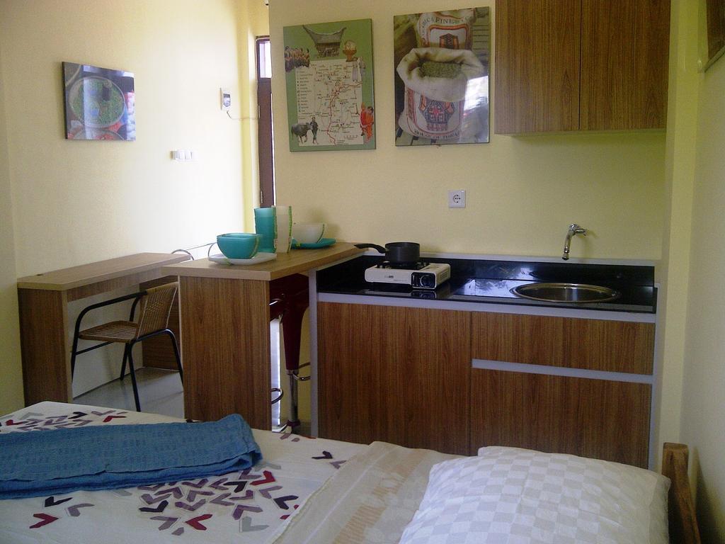 Makassar Breeze Place Residence Rom bilde