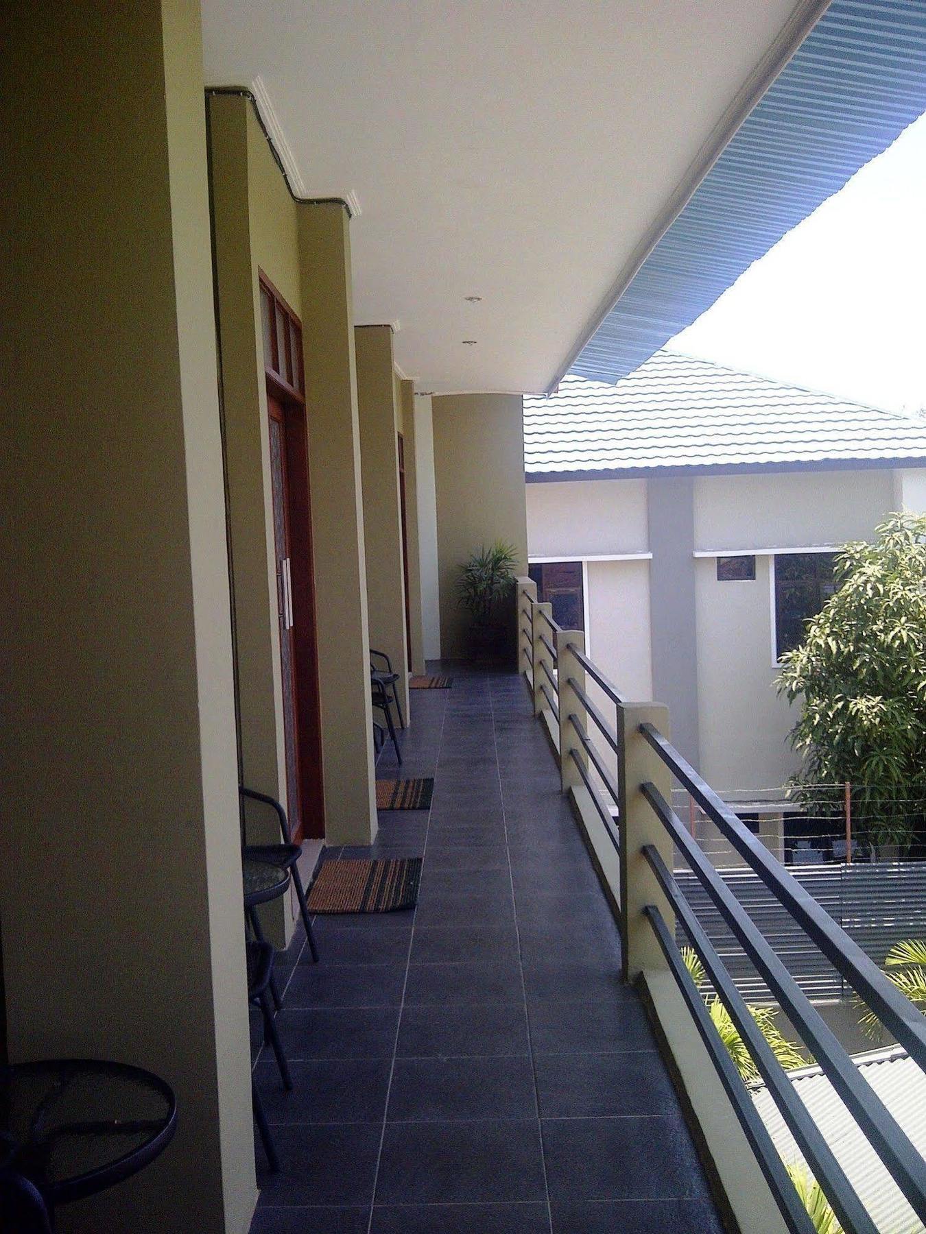 Makassar Breeze Place Residence Eksteriør bilde