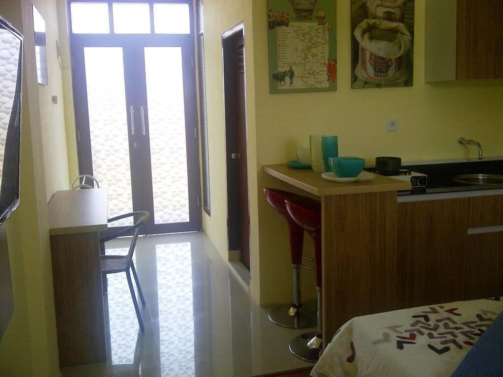 Makassar Breeze Place Residence Eksteriør bilde